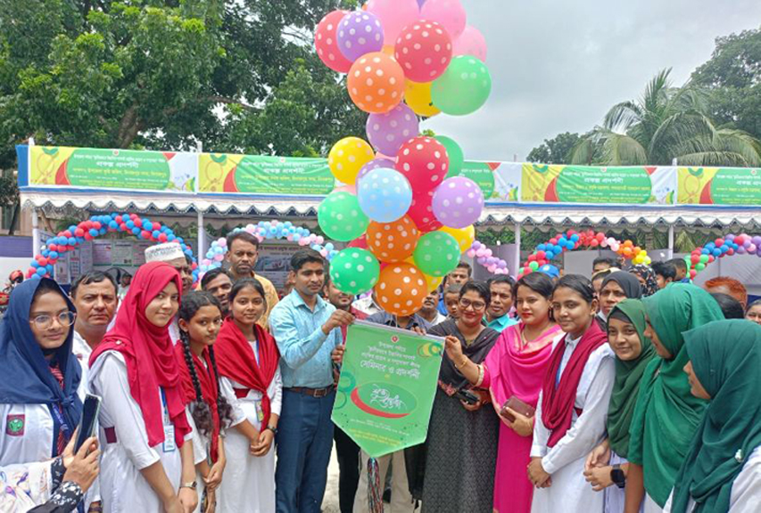 দিনাজপুরে উপজেলা পর্যায়ে স্থানীয়ভাবে উদ্ভাবিত লাগসই প্রযুক্তির প্রয়োগ ও সম্প্রসারণ শীর্ষক সেমিনার ও প্রদর্শনী অনুষ্ঠিত