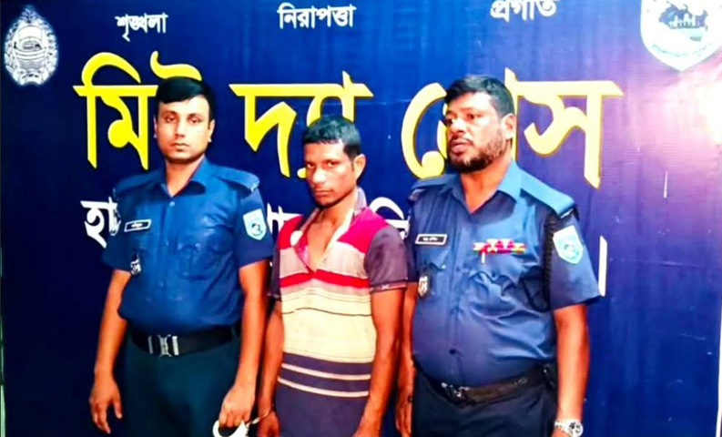 হিলিতে শিশুকে ধর্ষণের চেষ্টায় অভিযোগে যুবককে পুলিশ আটক করেছে।