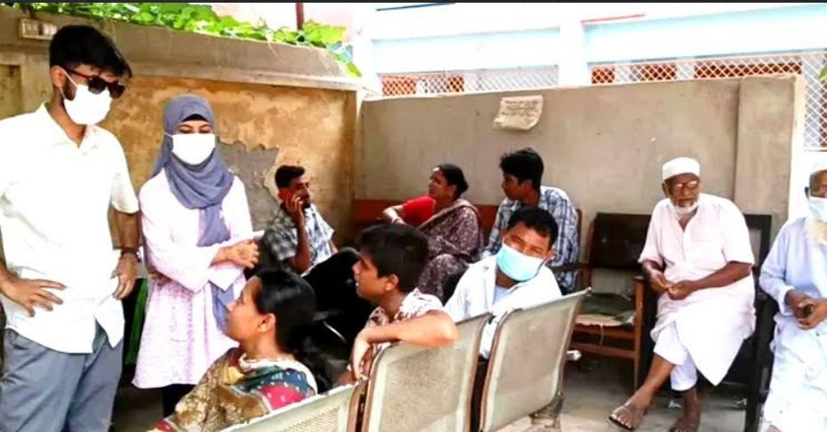 করোনা সংক্রমণ বৃদ্ধি : হিলি ইমিগ্রেশন চেকপোস্টে কাজ করছে মেডিকেল টিম