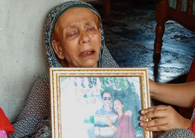 পাঁচবিবিতে স্বেচ্ছাসেবক দলের নেতাকে গাছের ডাল দিয়ে পিটিয়ে হত্যা
