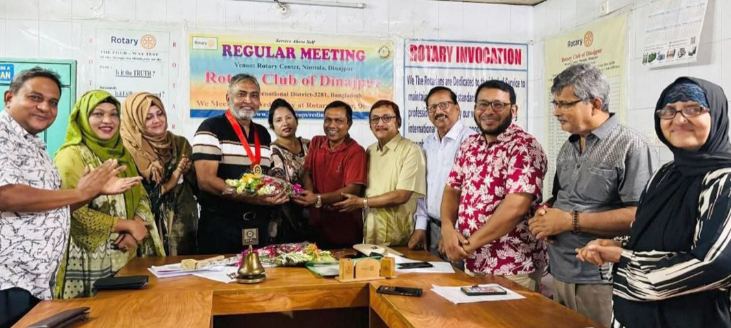 দিনাজপুর রোটারী ক্লাবের প্রেসিডেন্ট হিসেবে শহিদুর রহমান পাটোয়ারী মোহনের দায়িত্ব গ্রহণ