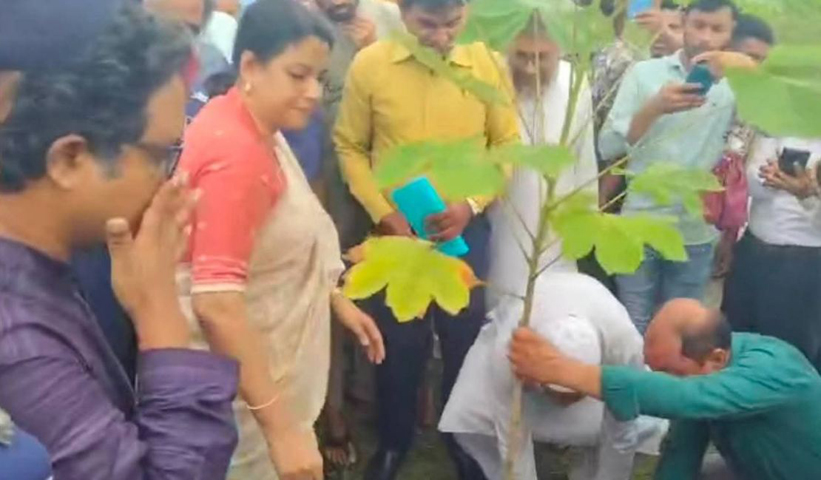 বদরগঞ্জে পাটোয়া কামড়ি বিল ও ভাড়ারদহ বিল পরিদর্শণ করলেন দুই উপদেষ্টা