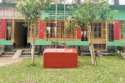 চিরিরবন্দরে বিদ্যালয়ের জানালা ভেঙ্গে চুরি