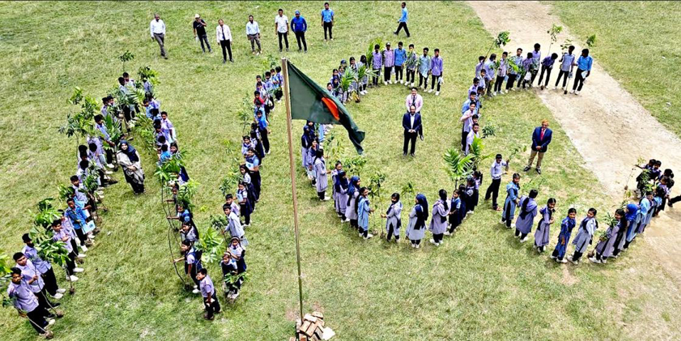 দিনাজপুরে এনসিসি নিস্বর্গ-বৃক্ষরোপণ কর্মসূচীর উদ্বোধন