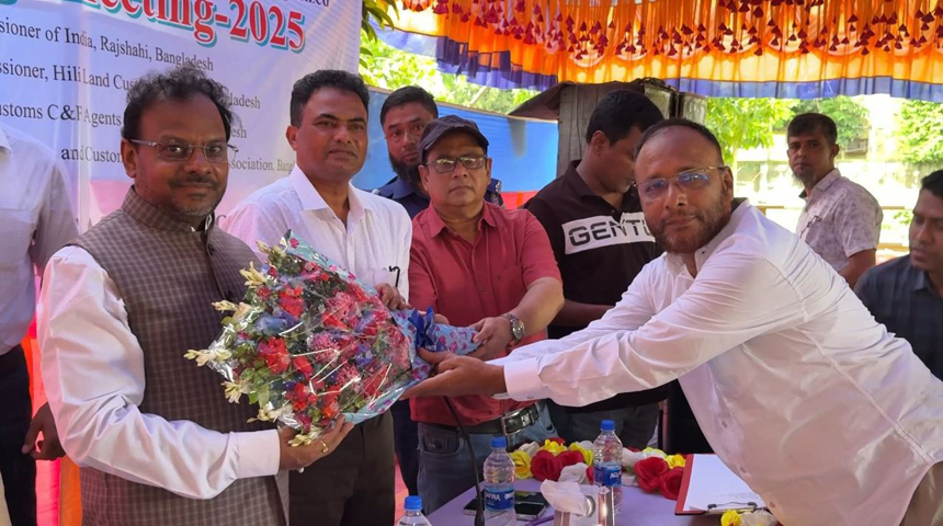 হিলি স্থলবন্দরের আমদানি-রপ্তানি গতিশীলতা আনতে ভারতীয় সহকারী হাই কমিশনারের বৈঠক