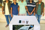 বগুড়ায় হেরোইন নিয়ে যুবদল নেতাসহ তিনজন গ্রেপ্তার