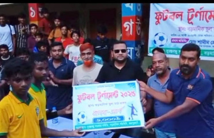 পাঁচবিবিতে আদিবাসীদের মিলনমেলায় ছাত্রনেতা শামিম