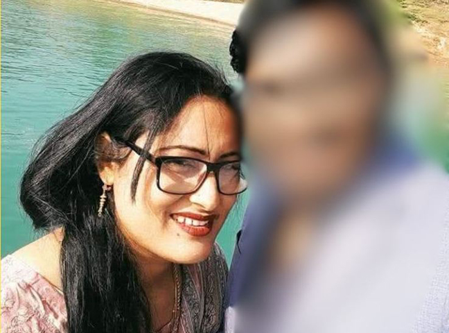নাটোরে খদ্দের-যৌনকর্মীসহ আ.লীগ নেত্রী গ্রেপ্তার