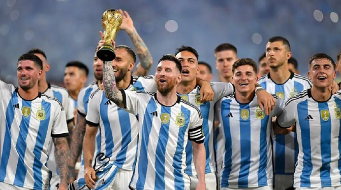 মেসিকে রেখেই আর্জেন্টিনার দল ঘোষণা, একাধিক চমক