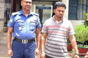 গাবতলীতে প্রবাসীর স্ত্রীকে ধর্ষণ এনজিও কর্মী গ্রেফতার