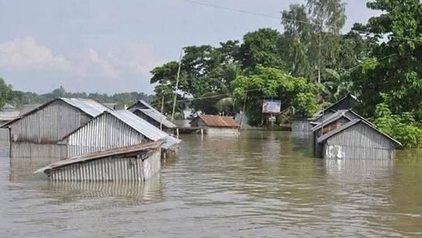 চাঁপাইনবাবগঞ্জে পদ্মা নদীর পানি বৃদ্ধি, দুর্ভোগে নিম্নাঞ্চলের মানুষ