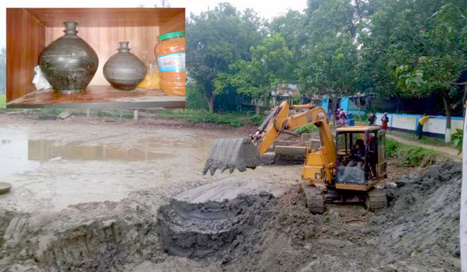 শিবগঞ্জে পুকুর খননে মিললো প্রাচীন আমলের হাঁড়ি