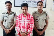 দিনাজপুরের বিরলে ২২১পিস ইয়াবা বড়িসহ আটক ১