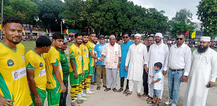 ওয়ার্ড কাউন্সিলর কাপ ফুটবল টুর্নামেন্টের ৮ম দিনে ০-১ গোলে পাঠানপাড়া জলঢাকা ফুটবল একাদশের জয়লাভ
