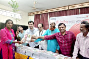 দিনাজপুরে এসএসসি উত্তীর্ণ শিক্ষার্থীদের মাঝে বৃক্ষচারা ও বই দিয়ে সংবর্ধনা জ্ঞাপন