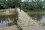 জলঢাকার ধুব নদীতে সেতুর অভাবে ২০ হাজার মানুষের দুর্ভোগ