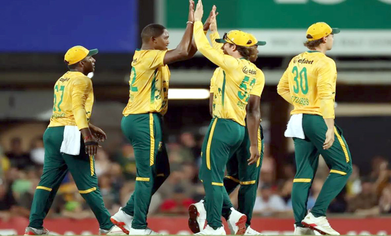 অস্ট্রেলিয়ার টানা ৯ ম্যাচের জয়রথ থামাল দক্ষিণ আফ্রিকা
