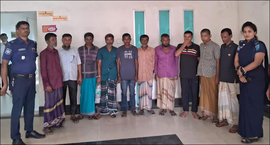 গোবিন্দগঞ্জে নগদ টাকা ও জুয়া খেলার সরঞ্জাম সহ ১০ জুয়াড়– আটক