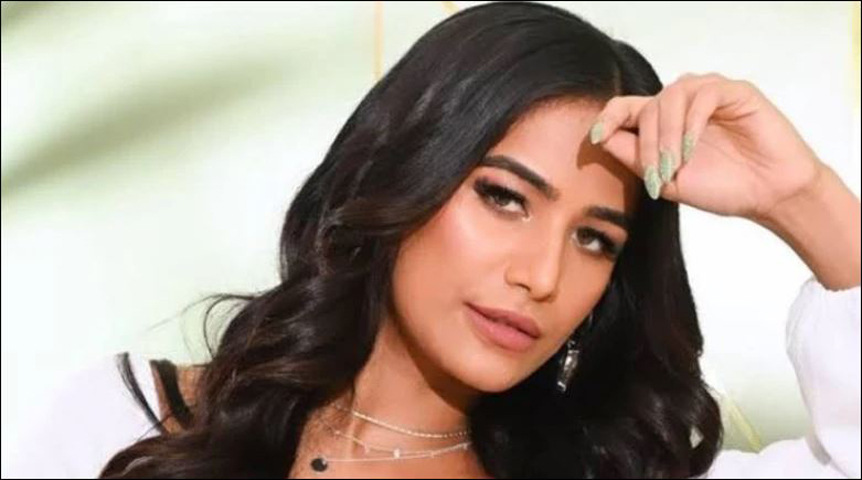 মন্দোদরীর চরিত্র থেকে সরানো হল পূনম পাণ্ডেকে! অতীত কি ছায়া ফেলল কাজের দুনিয়ায়?