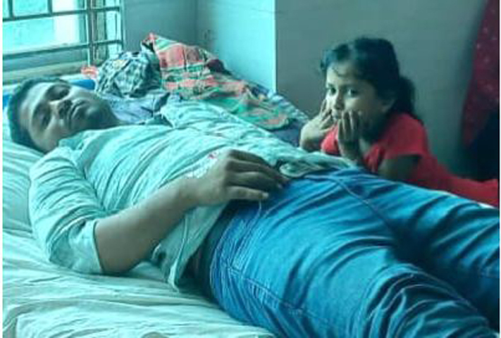 পাঁচবিবিতে শিক্ষককে পিটালেন মেম্বার ও তার ছেলে ভাগ্নে