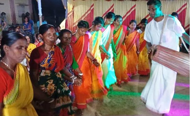 পাঁচবিবির উচাই কারাম উৎসব অনুষ্ঠিত