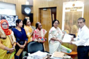 দিনাজপুরে শান্তিপূর্ণভাবে দুর্গোৎসব পালন নিশ্চিত করতে জেলা প্রশাসকের কাছে বাংলাদেশ মহিলা পরিষদের স্মারকলিপি প্রদান