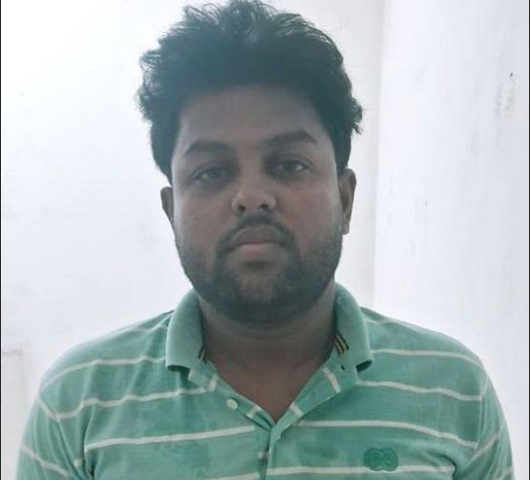 গোবিন্দগঞ্জে মোটাসাইকেল চুরির মামলায় জামিন পেয়ে আবারো দুই চোরাই মোটরসাইকেলসহ আটক হয়েছে আজাদুল