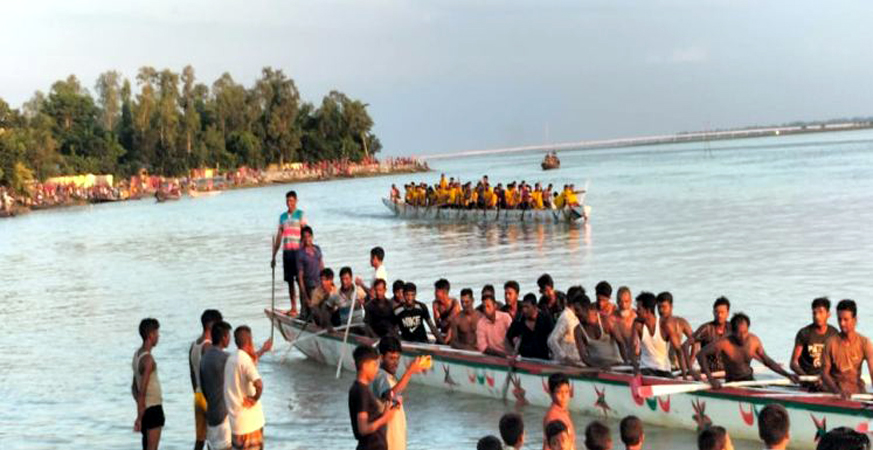 কুড়িগ্রামে নৌকা বাইচ প্রতিযোগিতার উদ্বোধন
