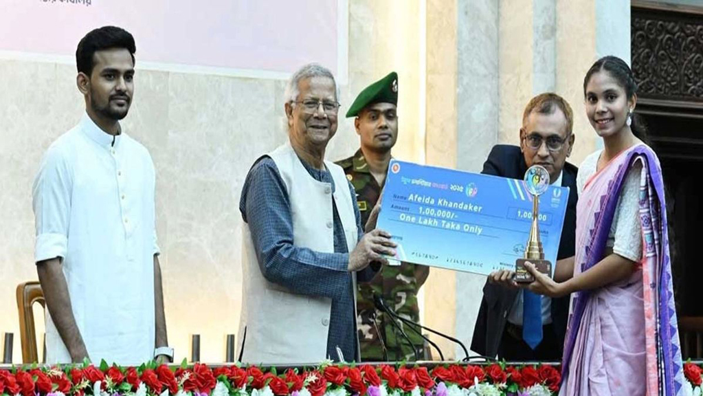 আফঈদা খন্দকার  পেলেন ইয়ুথ ভলান্টিয়ার অ্যাওয়ার্ড