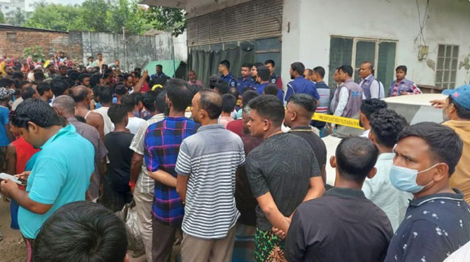 বগুড়ায় ফিলিং স্টেশনের ক্যাশিয়ার হত্যা: পলাতক সেলসম্যান