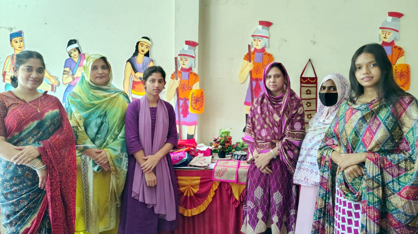 ফুলবাড়ীতে নারী উদ্যোক্তাদের তিনদিন ব্যাপী ‘শারদ মেলা’ শুরু