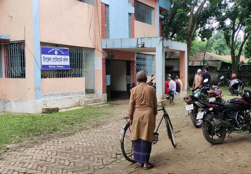 বিরামপুর সেটেলমেন্ট অফিস ঘুষ–বাণিজ্য ও অনিয়ম-দুর্নীতির অভয়ারণ্য