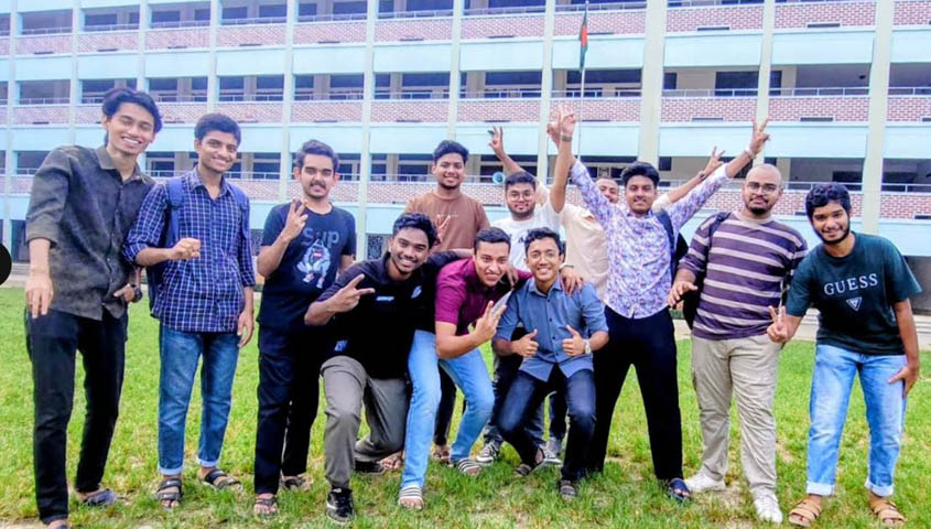 এইচএসসি ফলাফলে শীর্ষস্থান হারালো বগুড়া
