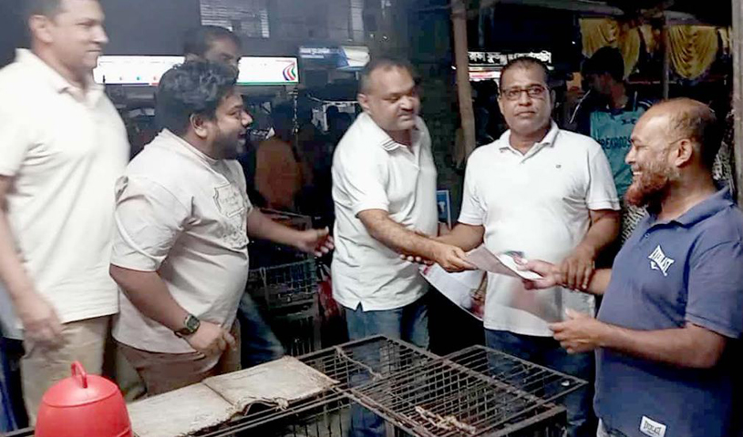 দেশ গঠনে দিনাজপুরে তারেক রহমানের ৩১ দফার লিফলেট বিতরণ