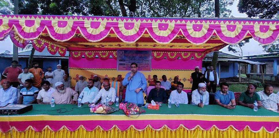 ভোটের জন্য যারা ক্ষণে ক্ষণে  রূপ পাল্টায় তারাই হলো মোনাফেক — মীর শাহে আলম