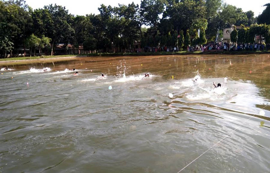 ফুলবাড়ীতে সাঁতার প্রতিযোগিতা ও প্রশিক্ষণের উদ্বোধন