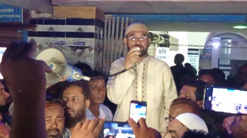 দিনাজপুর-২ আসনের বিএনপি প্রার্থী সাদিক রিয়াজ চৌধুরী পিনাক ঐক্যবদ্ধভাবে কাজ আহবান জানিয়েছেন নেতাকর্মীদের