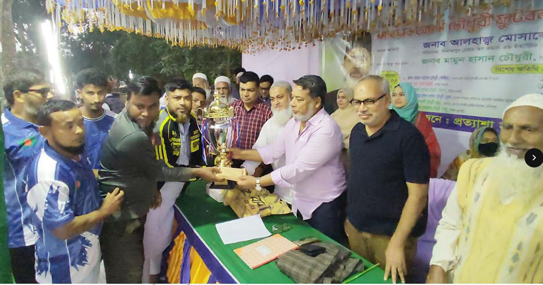 বিরলে মেহেরাব আলী চৌধুরী ফুটবল টুর্নামেন্টের ফাইনালে গোবড়াপাড়া ফুটবল একাডেমি দিনাজপুর চ্যাম্পিয়ন