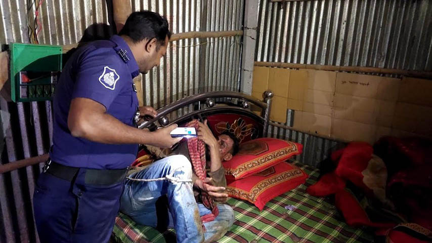 বগুড়ায় বোমা তৈরির সময় বিষ্ফোরণে যুবক আহত