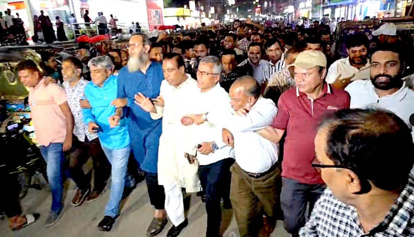 খালেদা জিয়া ও তারেক রহমান বগুড়ায় প্রার্থী হওয়ায় আনন্দের ঢেউ, মিছিল, শুকরিয়া আদায়, কোলাকুলি