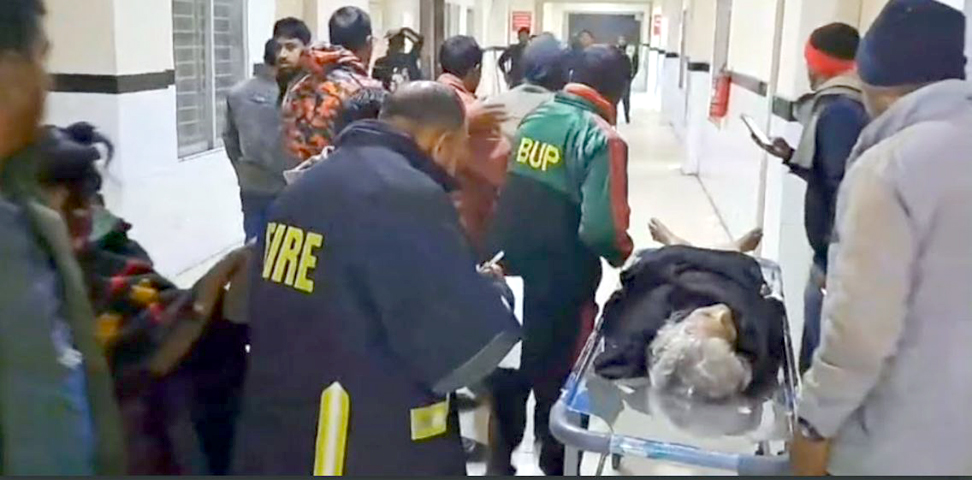 গোবিন্দগঞ্জে মাইক্রোবাসের ধাক্কায় অটোরিক্সার যাত্রী নিহত ও ৫জন আহত