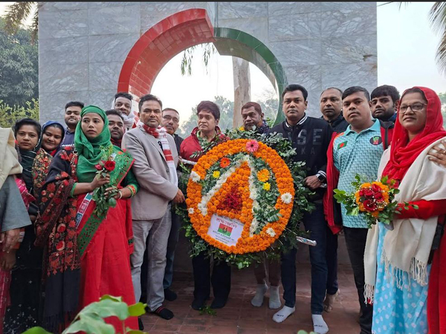 হিলিতে নানা আয়োজনের মধ্য দিয়ে মহান বিজয় দিবস পালিত