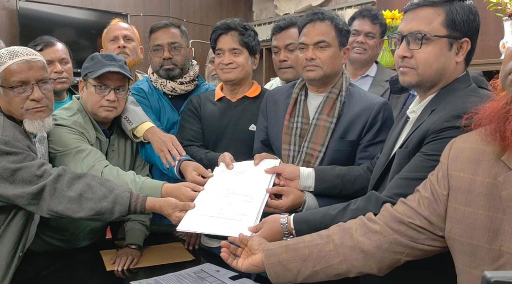 দিনাজপুর-৬ আসনে ডা. জাহিদের পক্ষে মনোনয়ন ফরম সংগ্রহ করলেন বিএনপি নেতা-কর্মীরা