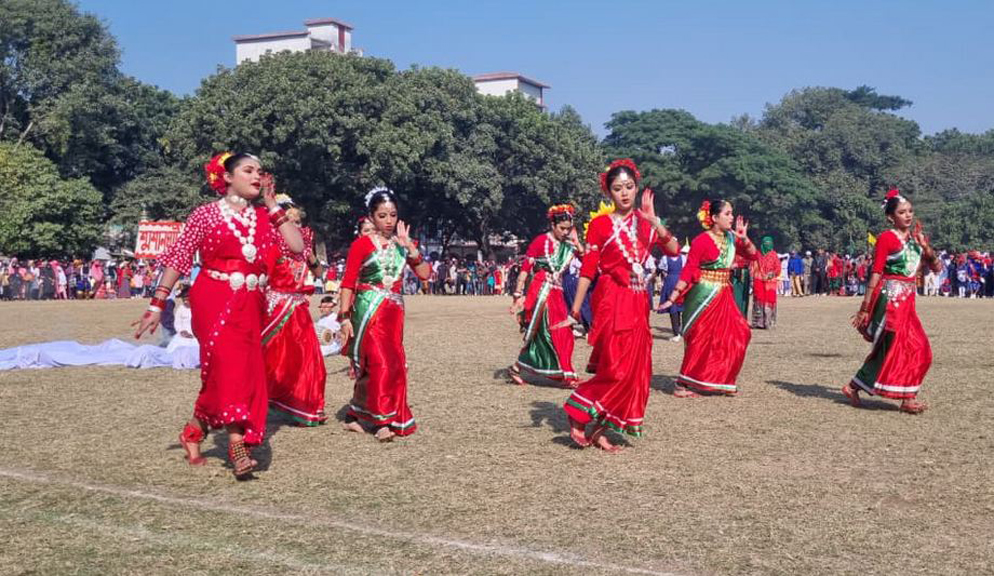 ফুলবাড়ীতে ব্যাপক আয়োজনের মধ্য দিয়ে মহান বিজয় দিবস পালন