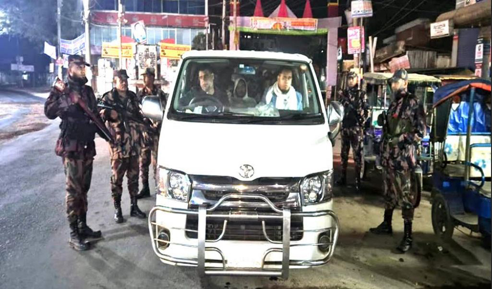 ওসমান হাদির ওপর গুলির ঘটনায় ফুলবাড়ী সীমান্তে বিজিবি’র নজরদারী জোরদার