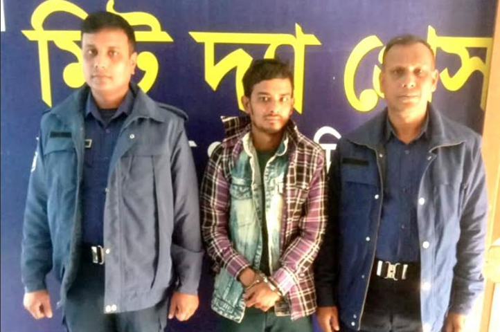 হিলিতে ট্যাপেন্টাডল ট্যাবলেট সহ আসামি আটক