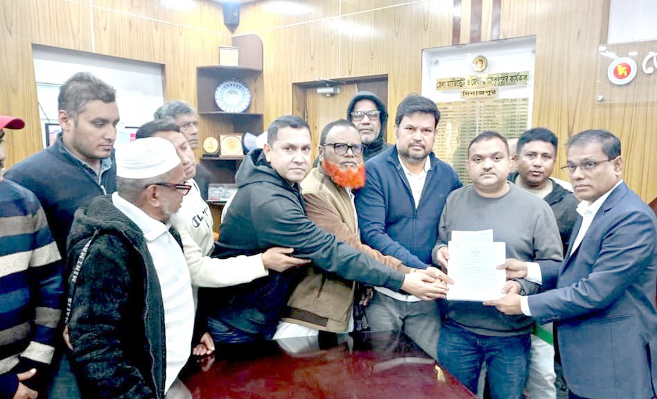 দিনাজপুর সদর-৩ আসনে সংসদ নির্বাচনে খালেদা জিয়ার পক্ষে মনোনয়নপত্র সংগ্রহ করলেন জেলা বিএনপির সাধারণ সম্পাদক কচি