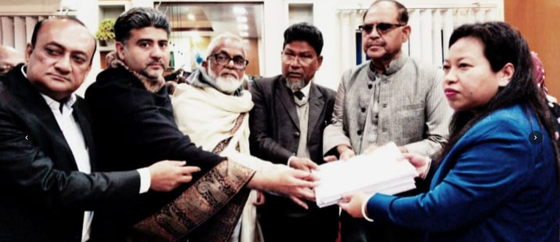 ত্রয়োদশ জাতীয় সংসদ নির্বাচন: বগুড়া-৫ আসনে ধুনটে তিন প্রার্থীর মনোনয়নপত্র দাখিল