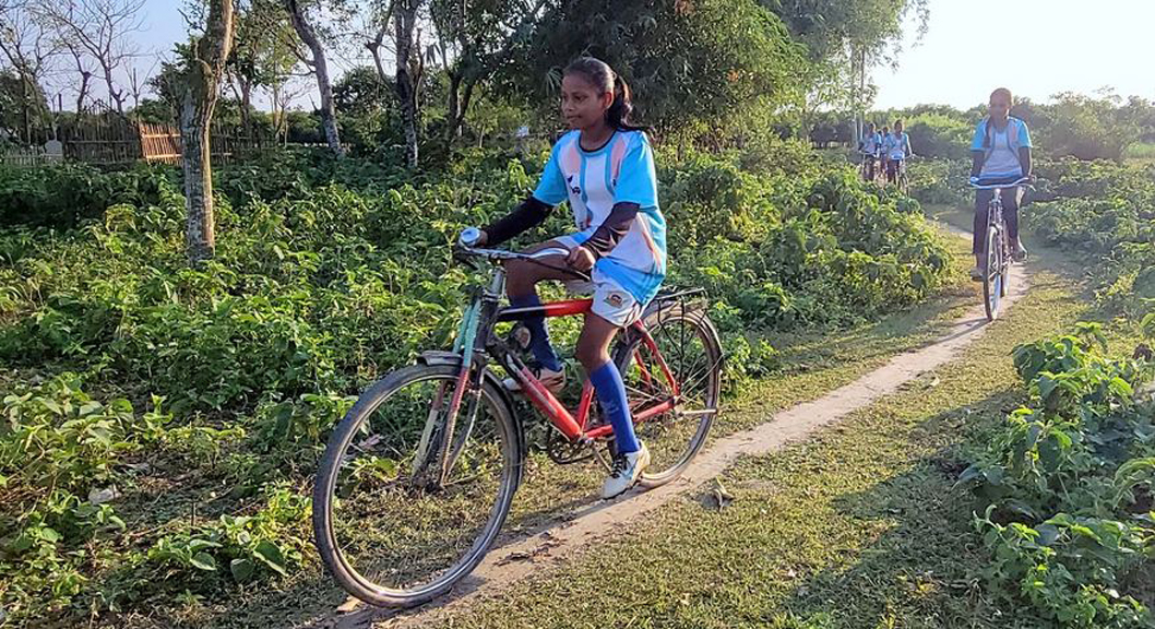 ঠাকুরগাঁওয়ে সুবিধা বঞ্চিত শিশুদের প্রতিভা বিকাশে নিভৃতে কাজ করছে গেম চেঞ্জার