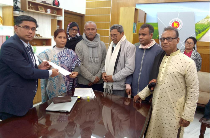 বগুড়া-৬ আসনে মনোনয়নপত্র জমা দিলেন বাসদ প্রার্থী অ্যাড. দিলরুবা নূরী